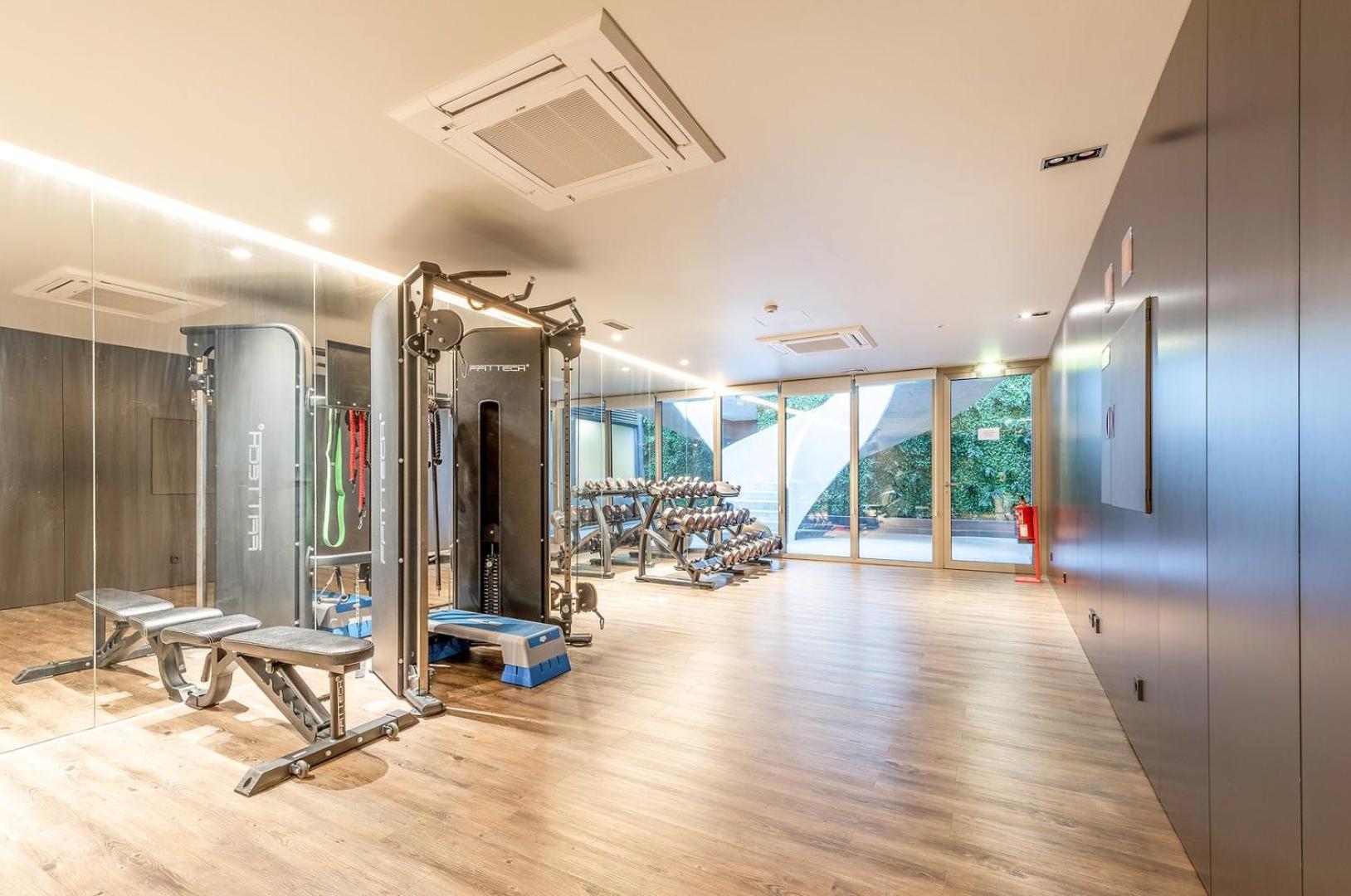 Apartamento Guestready - 2Br Apt Carlos I With Terrace And Gym Lisboa Exterior foto