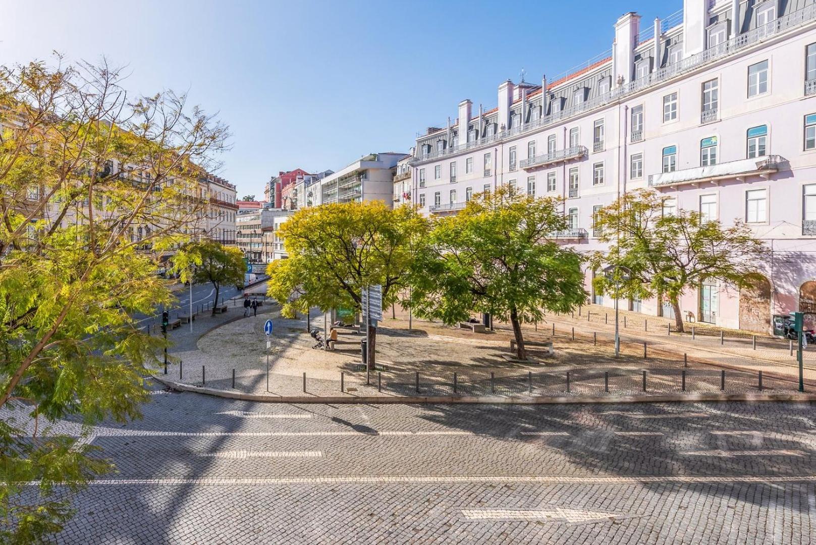 Apartamento Guestready - 2Br Apt Carlos I With Terrace And Gym Lisboa Exterior foto